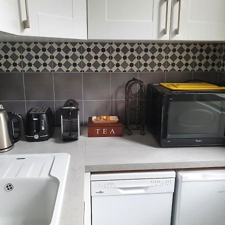 Appartement Cosy Au Calme Et En Centre Ville 엑스레뱅 외부 사진