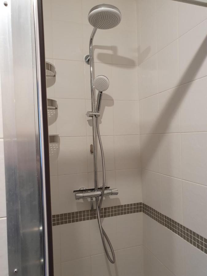 Appartement Cosy Au Calme Et En Centre Ville 엑스레뱅 외부 사진