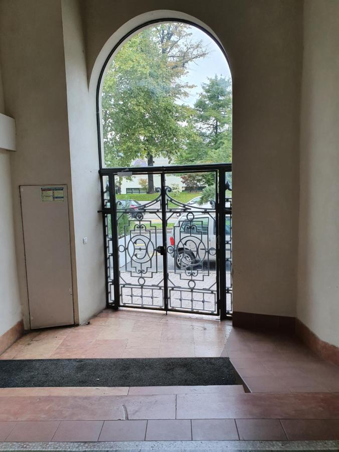 Appartement Cosy Au Calme Et En Centre Ville 엑스레뱅 외부 사진