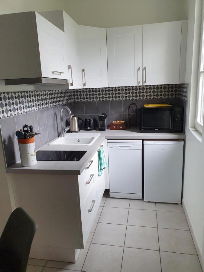 Appartement Cosy Au Calme Et En Centre Ville 엑스레뱅 외부 사진